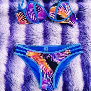 Swim suit